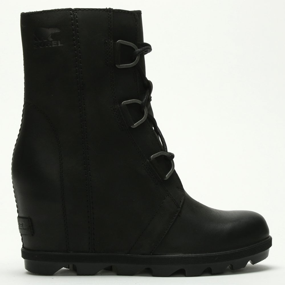 Joan Arctic II Leather Wedge Boots