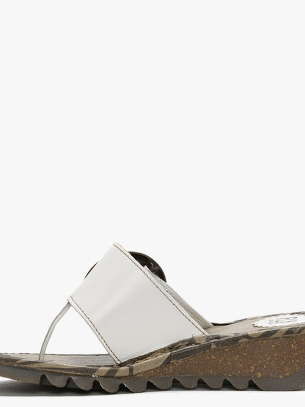 Trim Off Whte Leather Toe Post Sandals