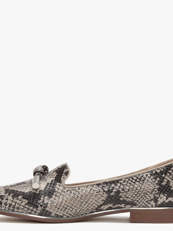 Eadlist Beige Reptile Tassel Loafers