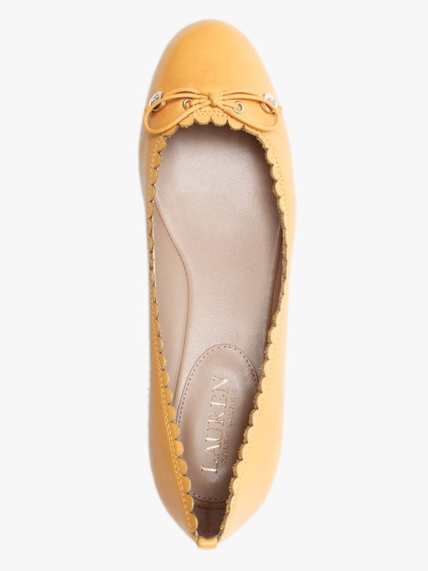 Glennie Sundance Leather Scalloped Edge Pumps