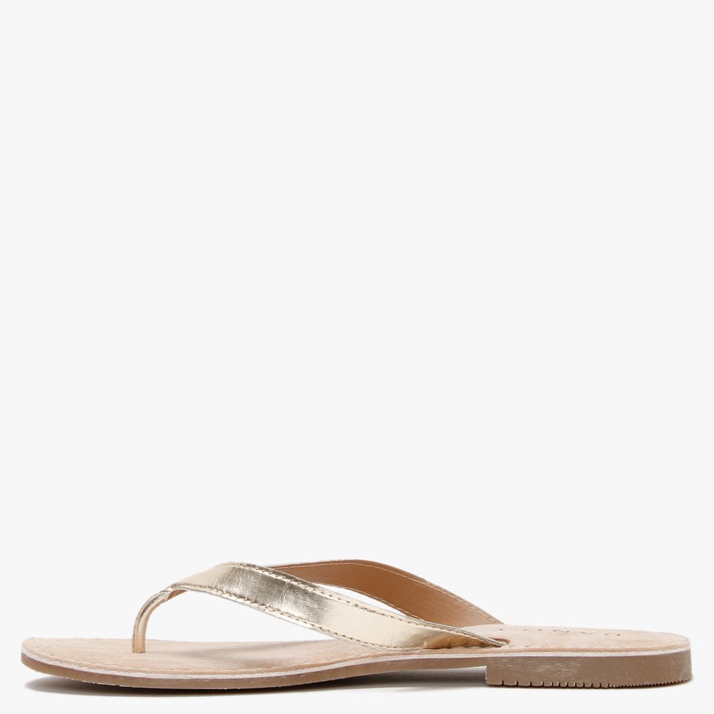 Zenda Gold Leather Toe Post Sandals