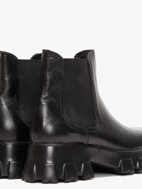 Innet Black Leather Chunky Chelsea Boots
