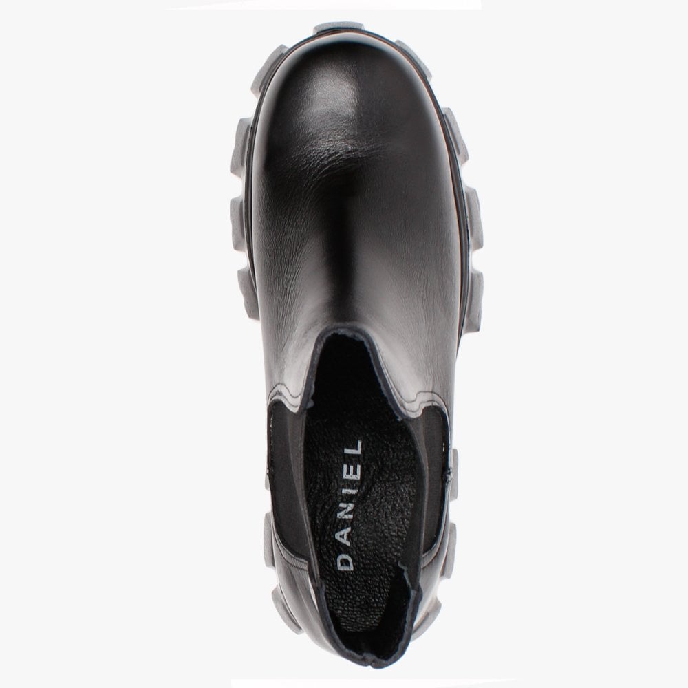 Innet Black Leather Chunky Chelsea Boots
