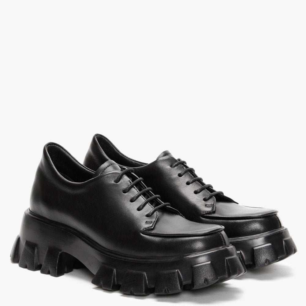 Ilope Black Leather Lace Up Chunky Shoes