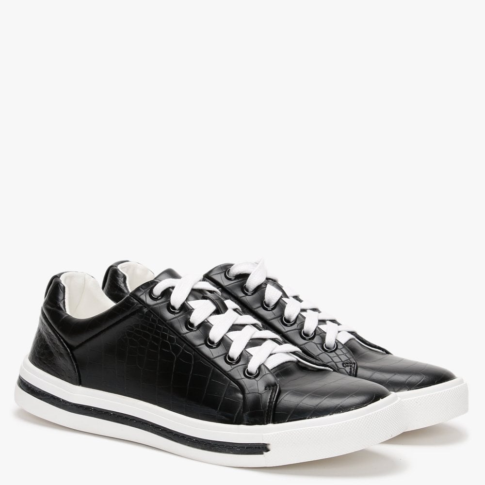 Yept Black Reptile Trainers