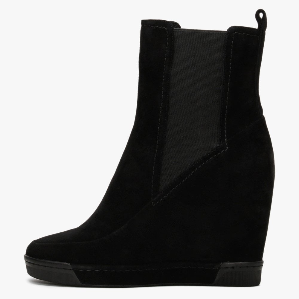 Puller Black Suede Wedge Chelsea Boots