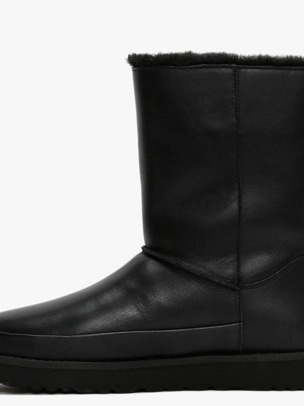 Classic Zip Short Black Leather Boots