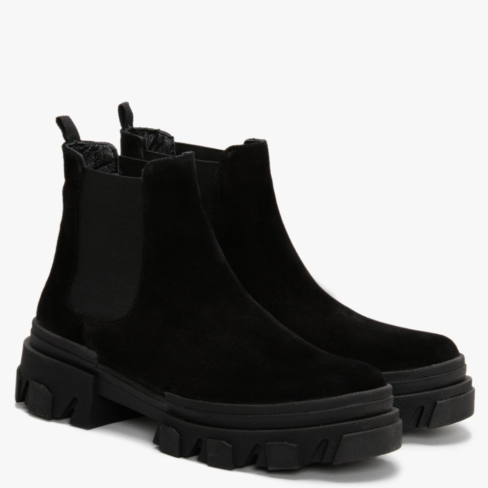 Bigo Black Suede Chunky Chelsea Boots