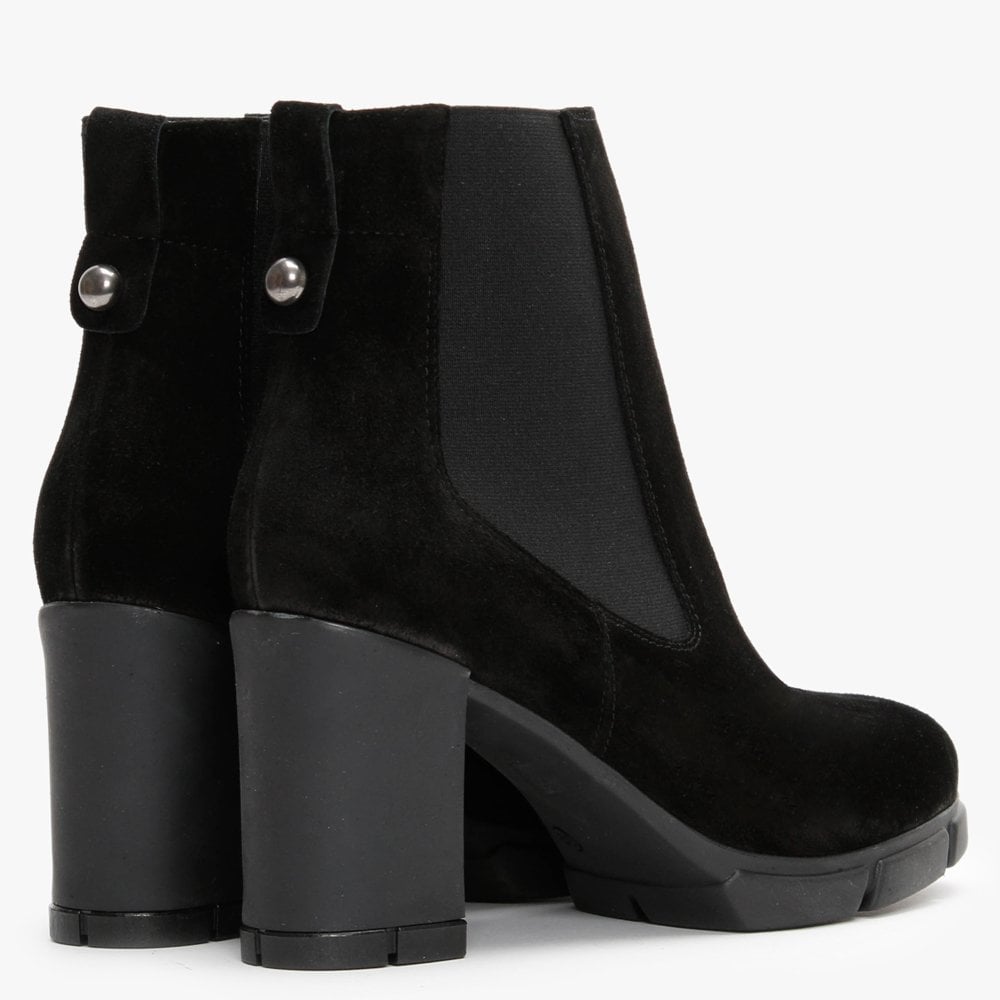 Espor Black Suede Chelsea Boots