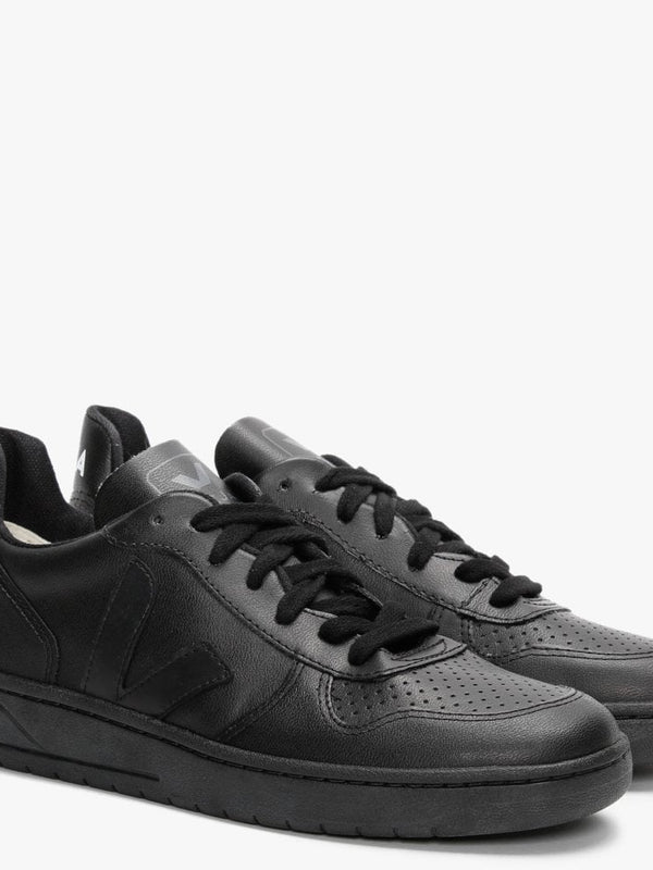 V-10 CWL Vegan Black Black Trainers
