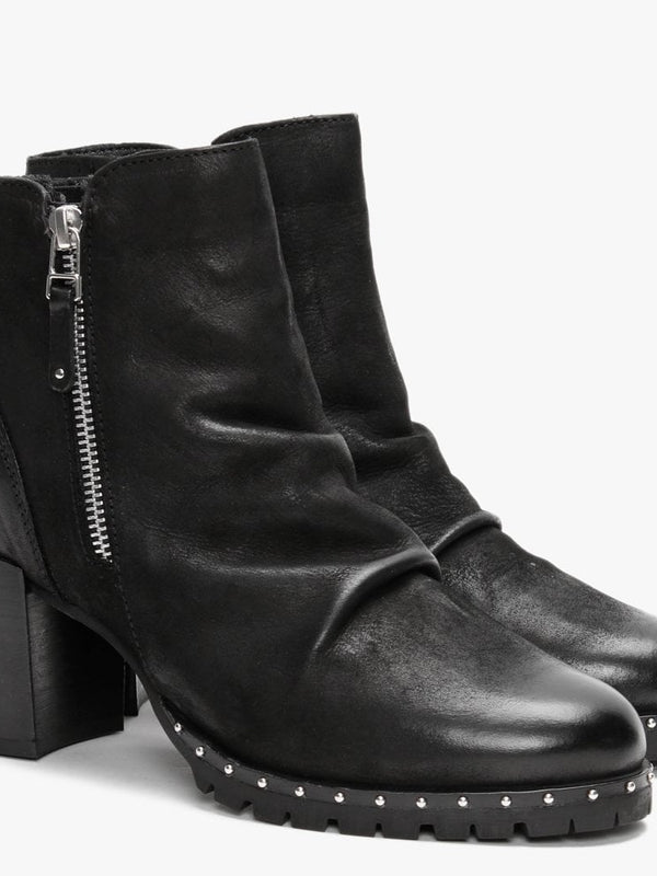 Sabreti Black Leather Ankle Boots