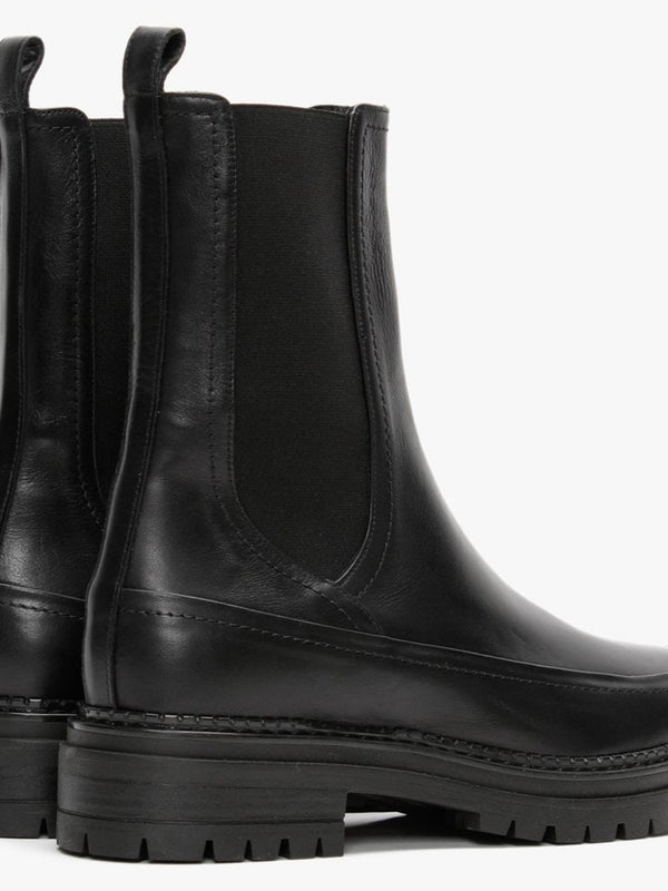 Napolly Black Leather Elongated Chelsea Boots