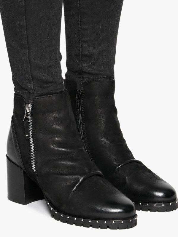Sabreti Black Leather Ankle Boots