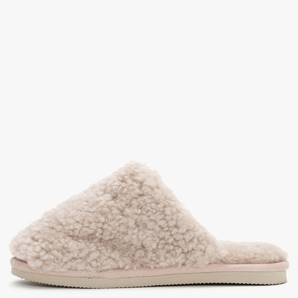 Socomf Cream Shearling Slippers