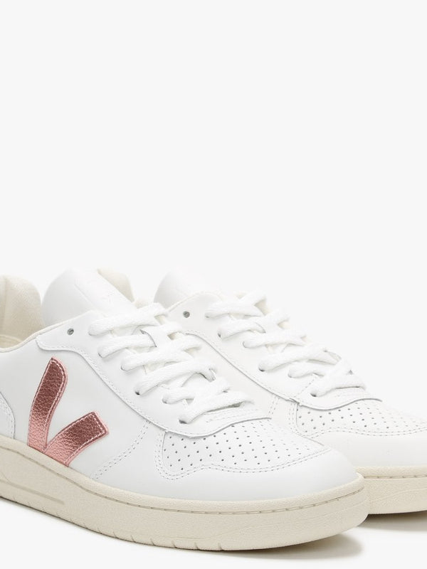 V-10 Leather Extra White Nacre Trainers