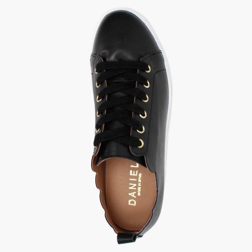 Scallop Black Leather Trainers