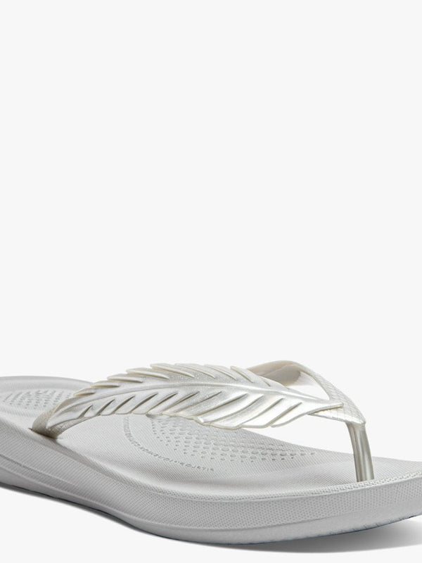 Iqushion Feather Silver Flip Flops