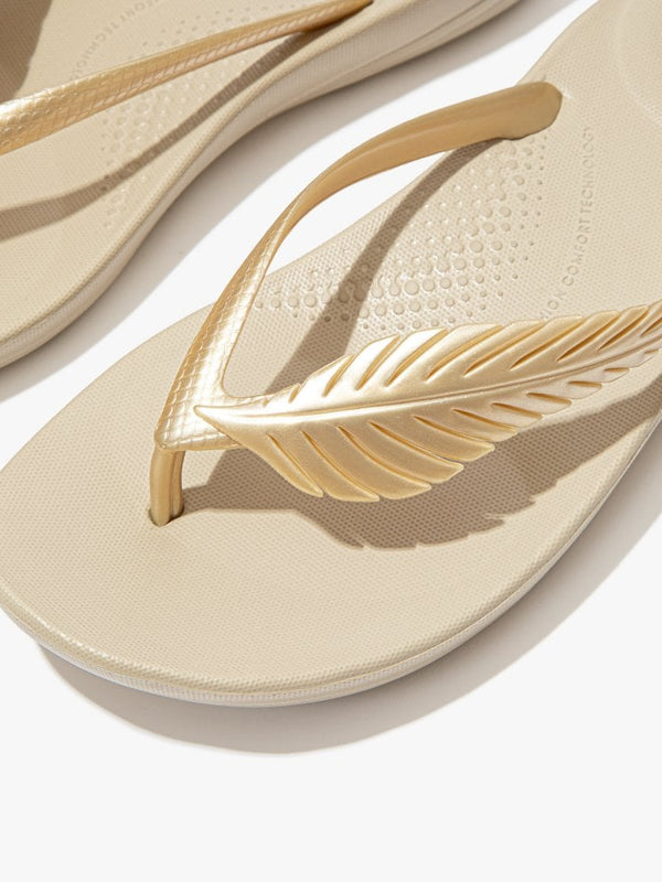 Iqushion Feather Platino Flip Flops