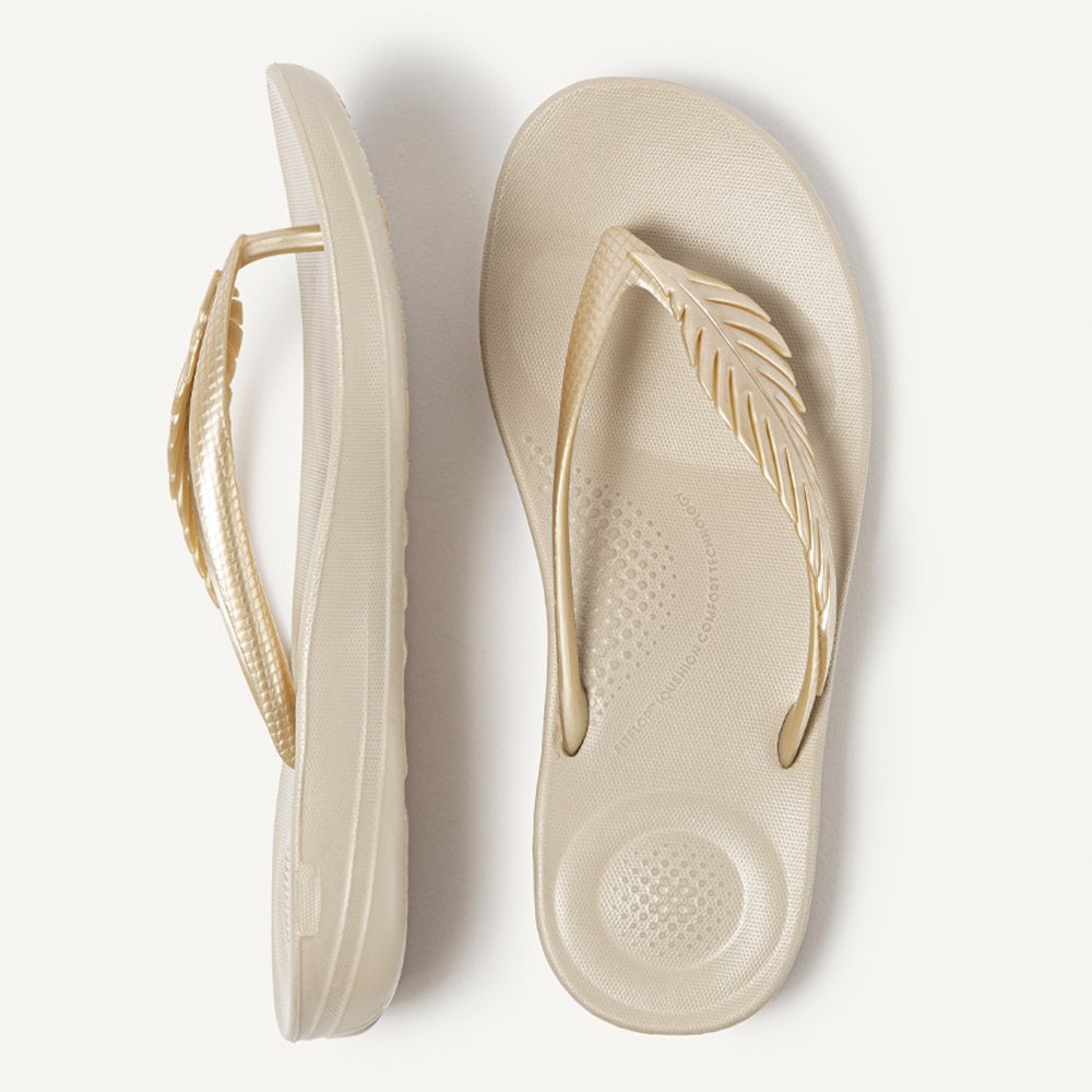 Iqushion Feather Platino Flip Flops