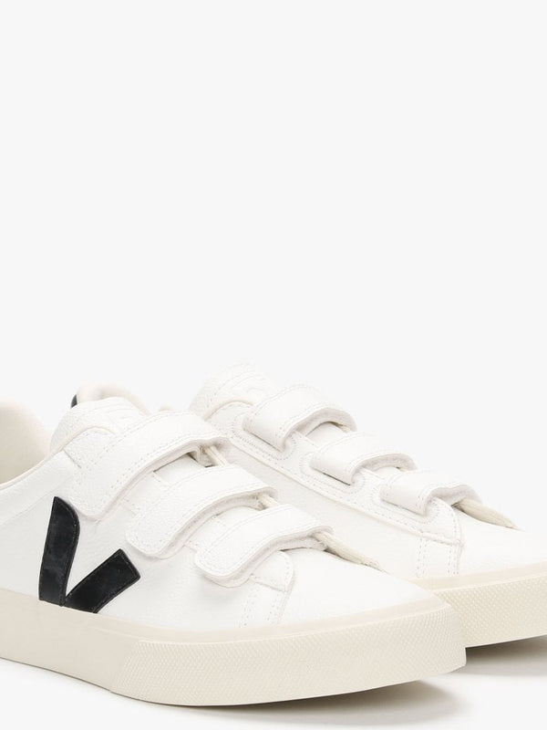 Recife Chromefree Leather Extra White Black Trainers