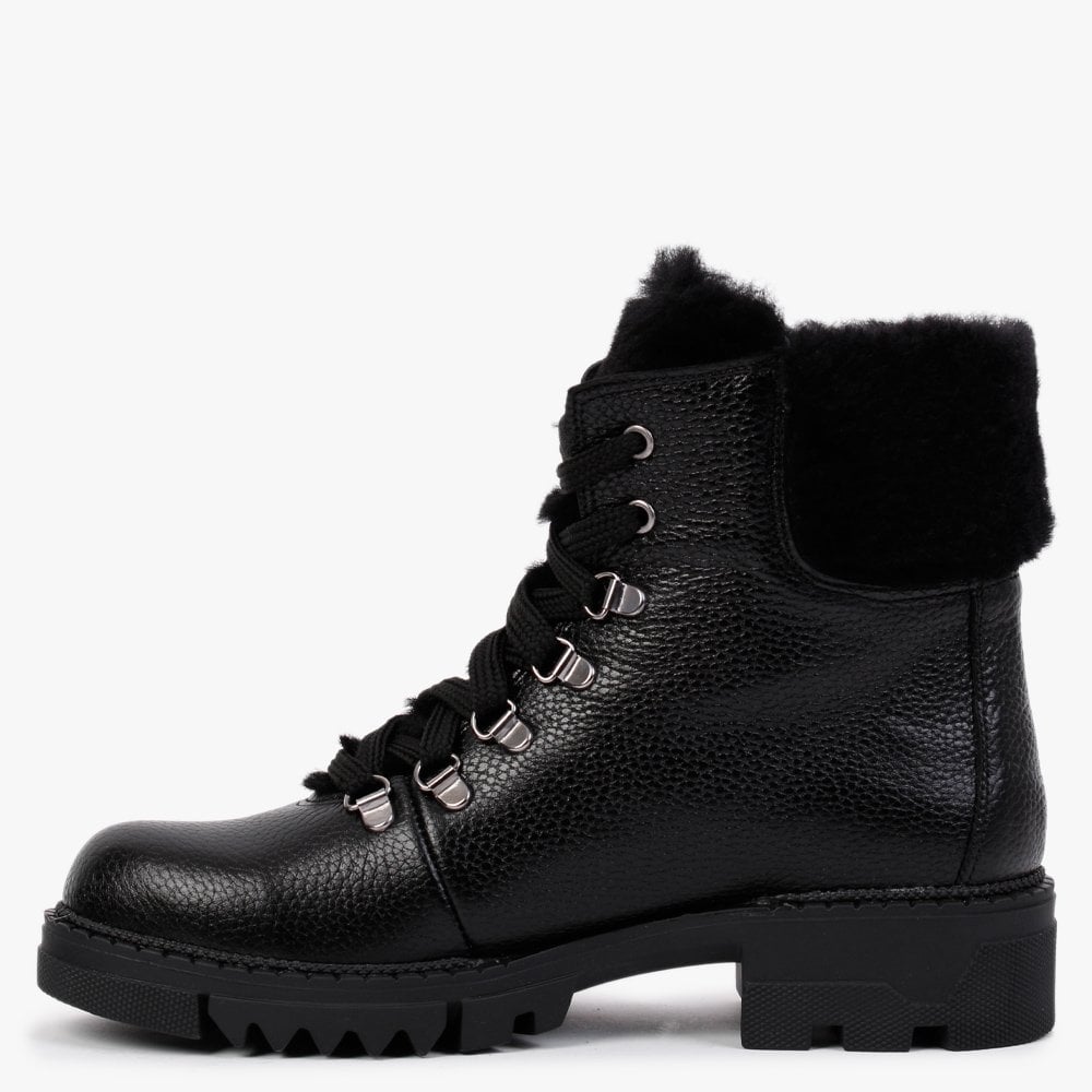 Mostfur Black Leather Snow Boots
