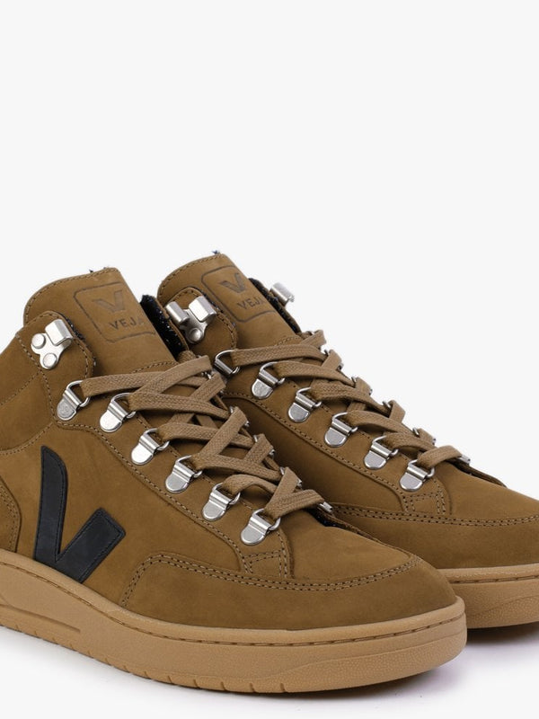Roraima Nubuck Tent Black High Top Trainers