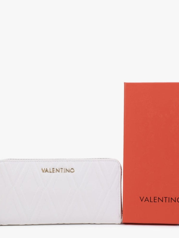 Pepa White Zip Around Quilted Wallet