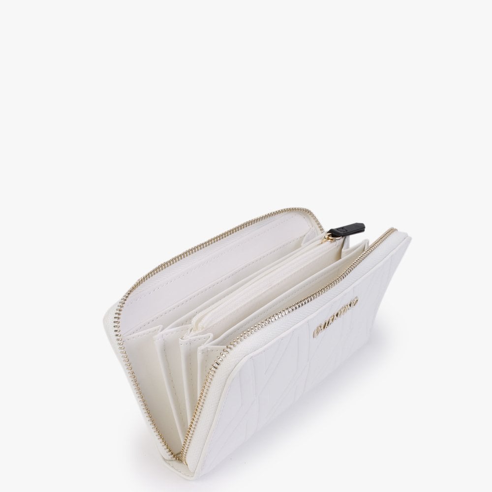 Pepa White Zip Around Quilted Wallet