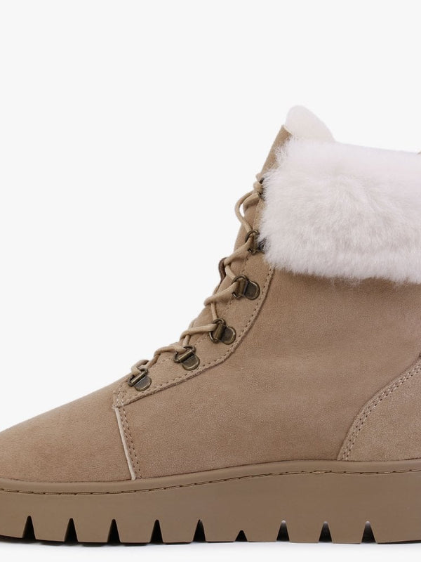 Cairns Sand Twinface Sheepskin Boots