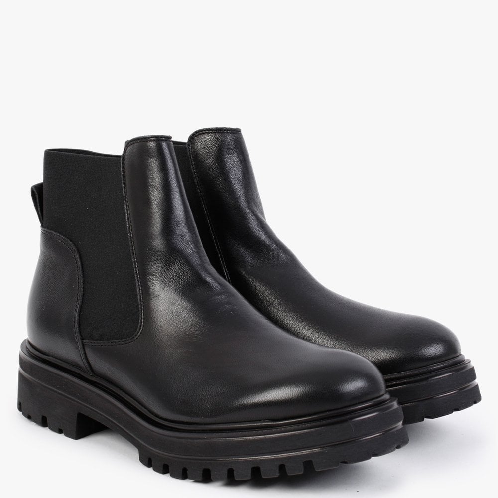 Sansole Black Leather Chelsea Boots