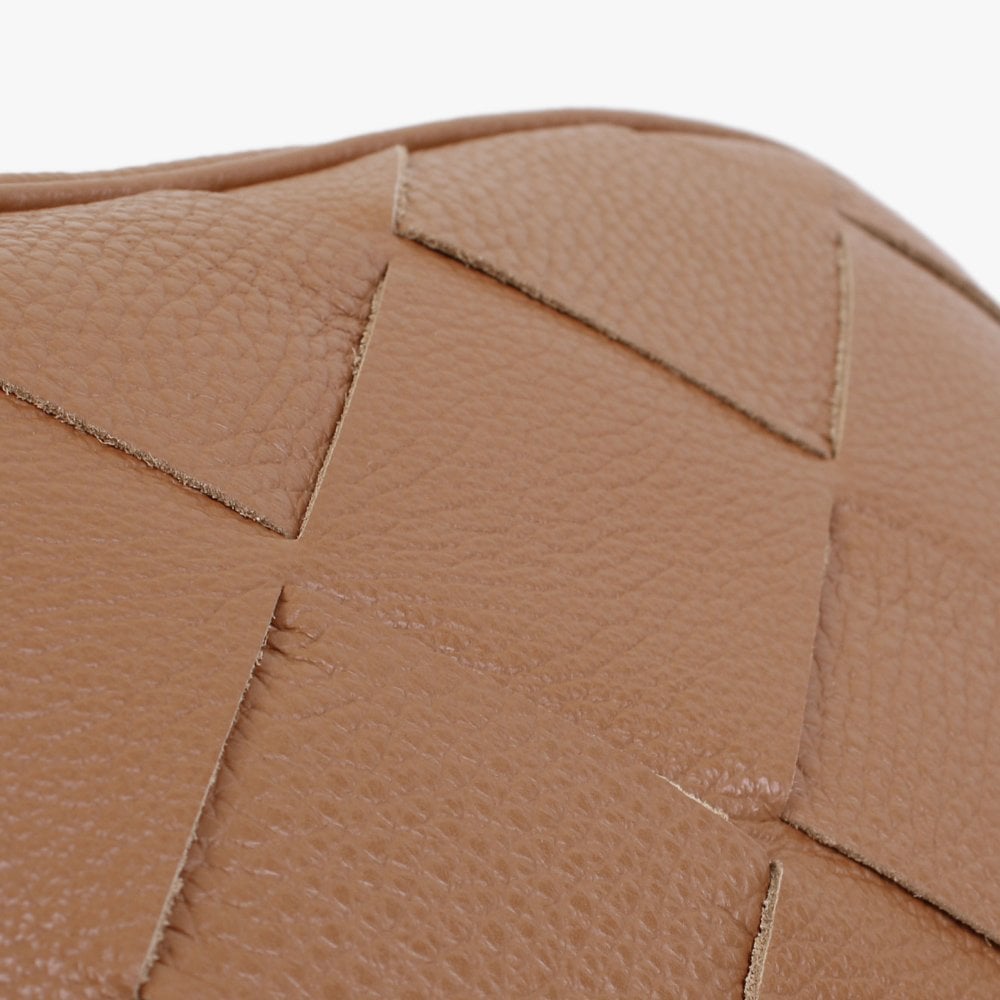 Dicam Tan Leather Woven Camera Bag