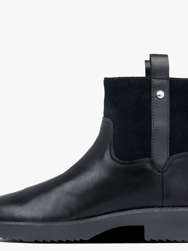 Signey Mixte All Black Leather Ankle Boots