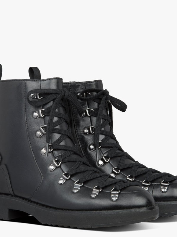 Skandi All Black Leather Ankle Boots