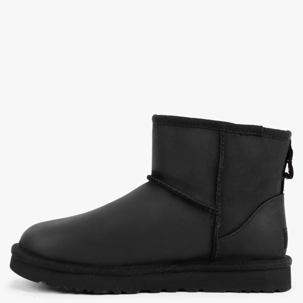 Classic Mini Black Leather Twinface Boots