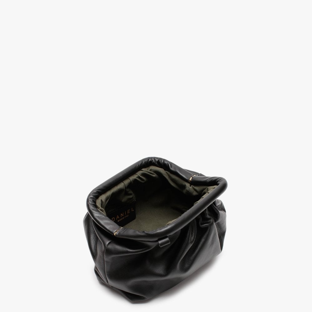 Dicloud Black Leather Chunky Chain Bag