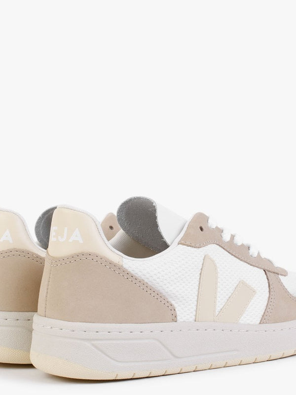 V-10 Alveomesh White Butter Almond Trainers