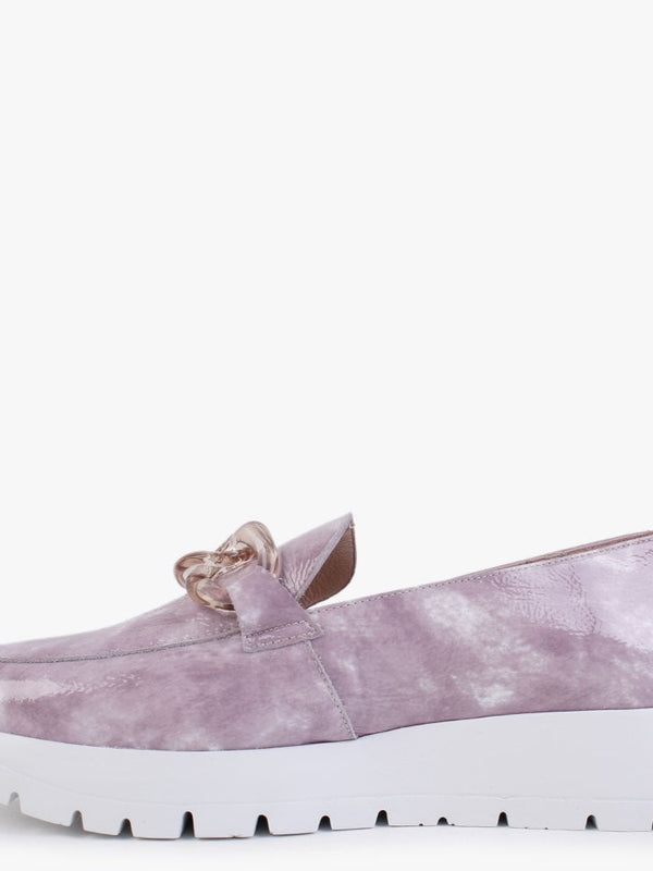 Harmonic Purple Patent Leather Low Wedge Loafers