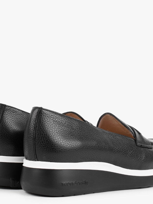 Vibrato Black Leather Low Wedge Loafers