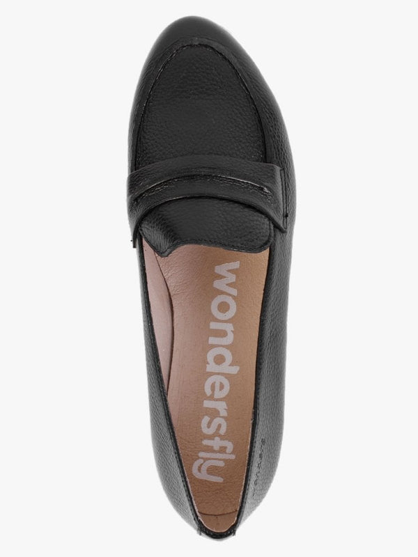 Vibrato Black Leather Low Wedge Loafers