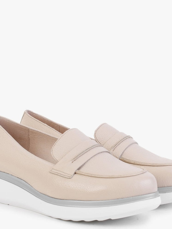 Vibrato Nude Leather Low Wedge Loafers