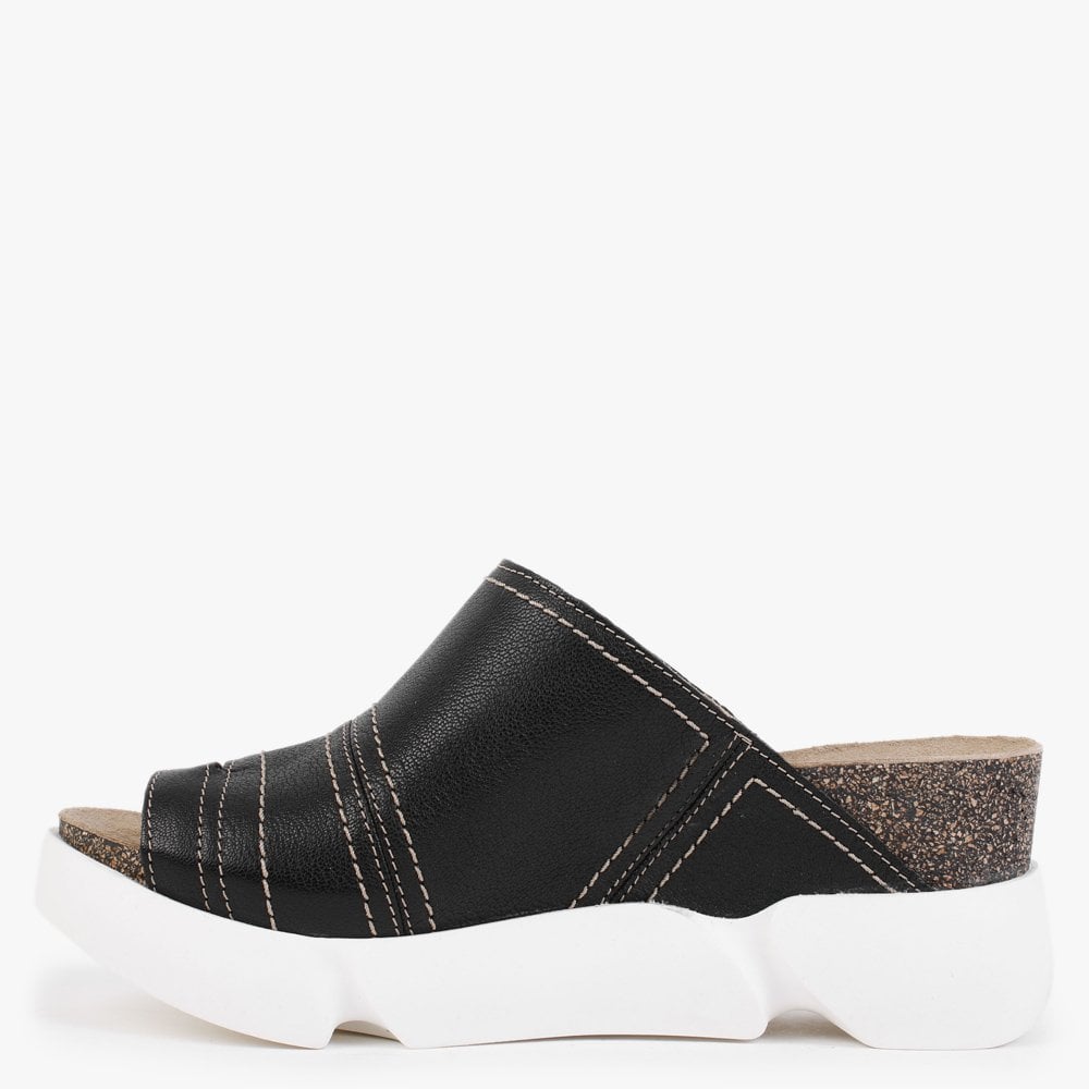 Sive Black Leather Toe Loop Mules