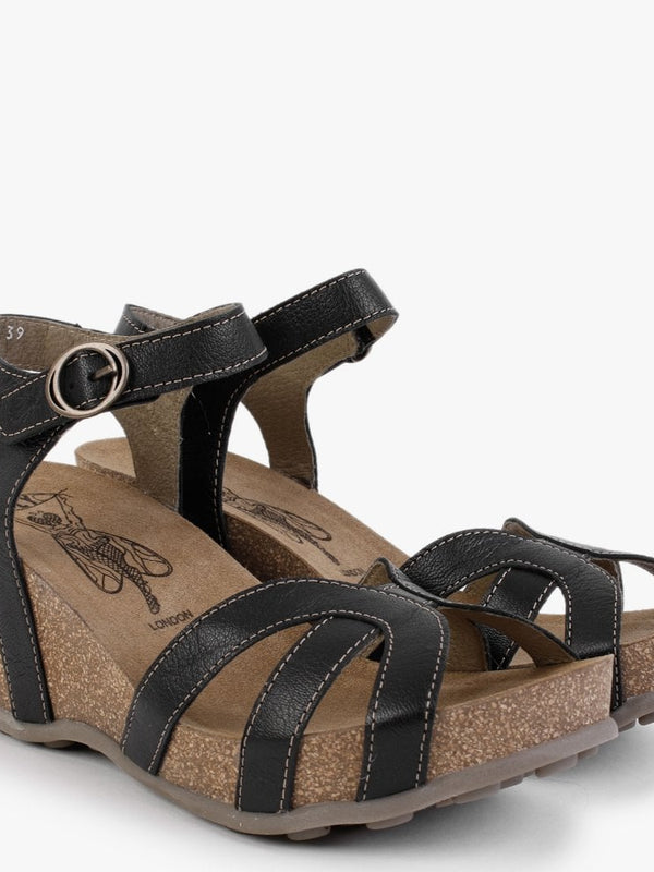 Geta Black Leather Wedge Sandals