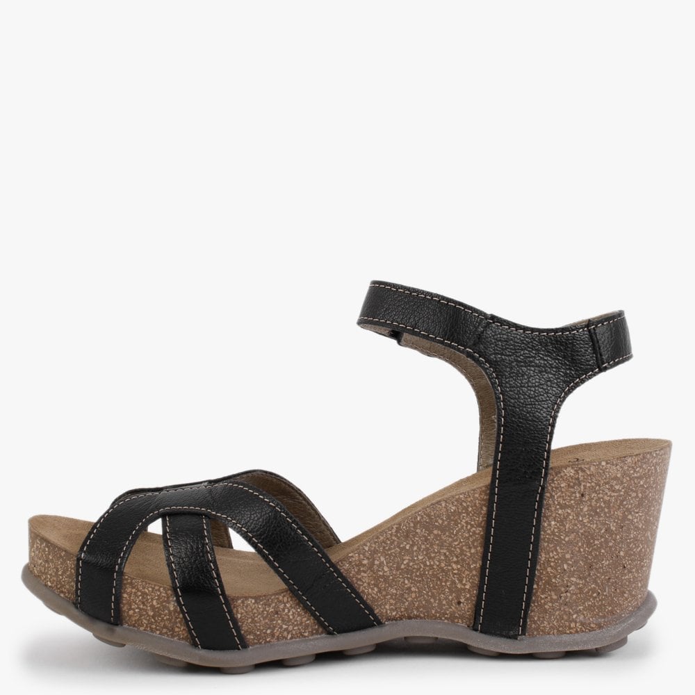 Geta Black Leather Wedge Sandals