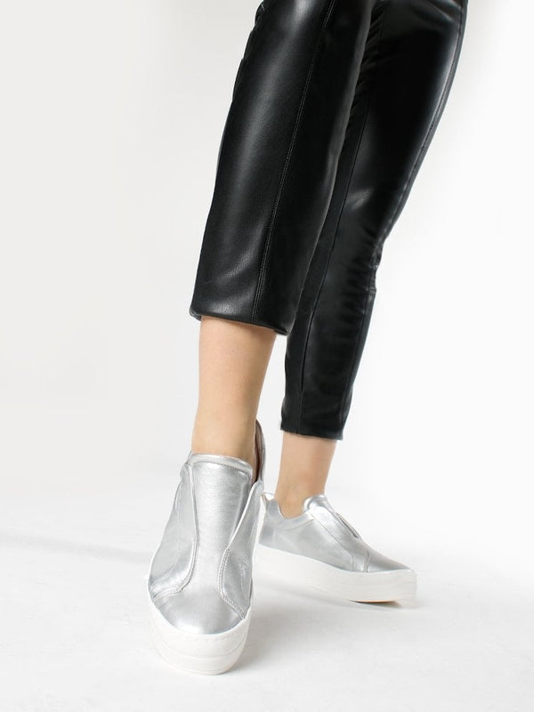 Slippy Silver Leather Laceless Trainers