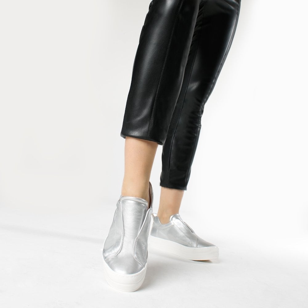 Slippy Silver Leather Laceless Trainers