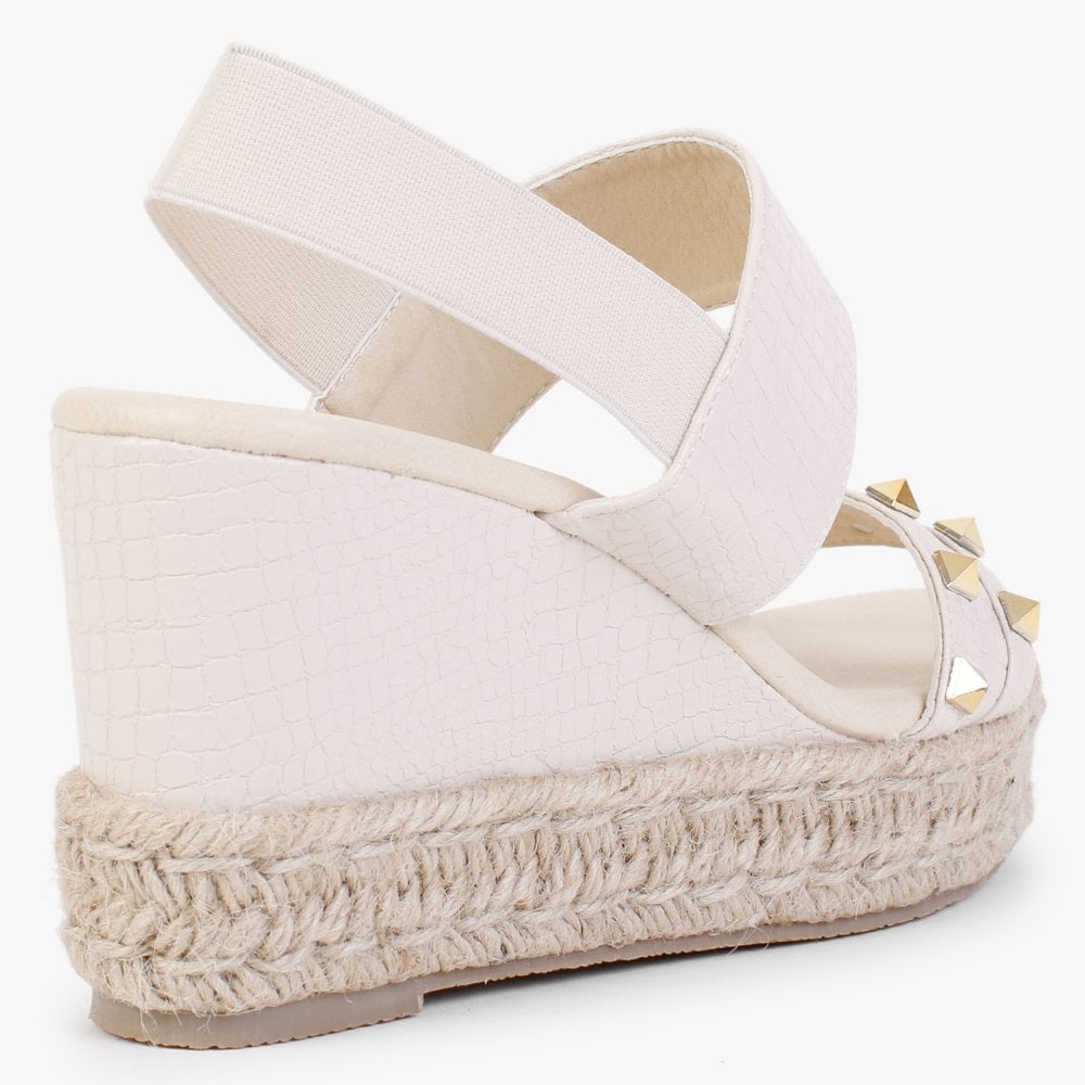 Cubedge Cream Reptile Studded Wedge Sandals