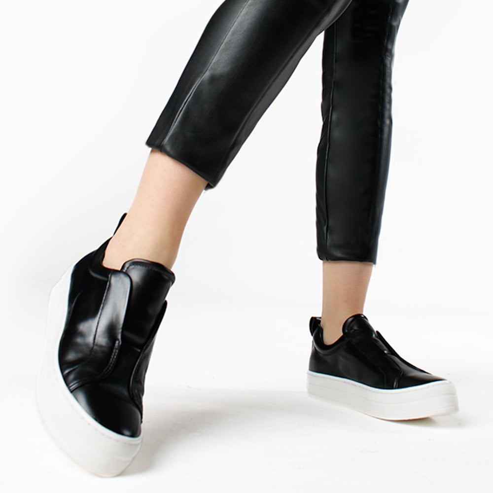 Slippy Black Leather Laceless Trainers