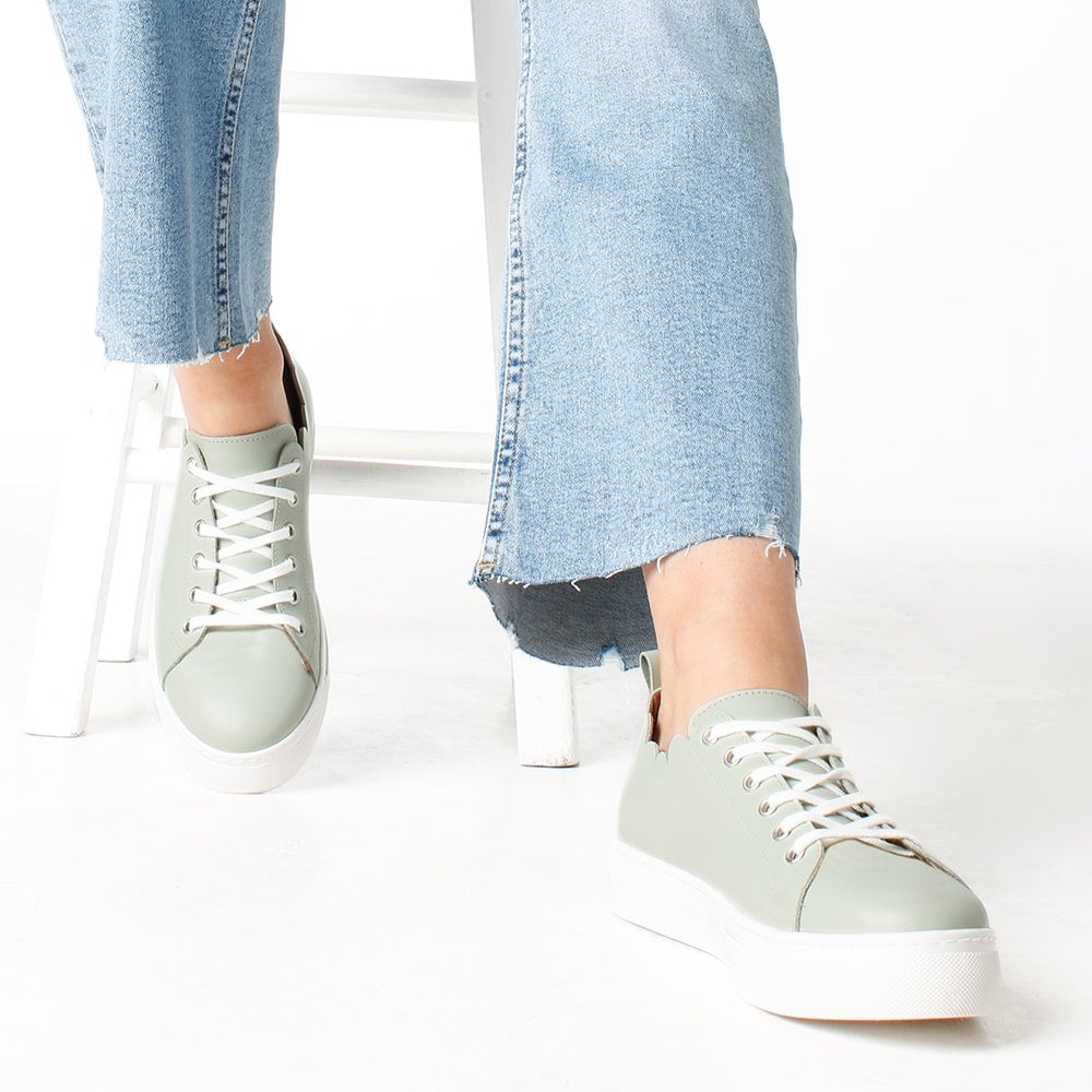Scallop Green Leather Trainers