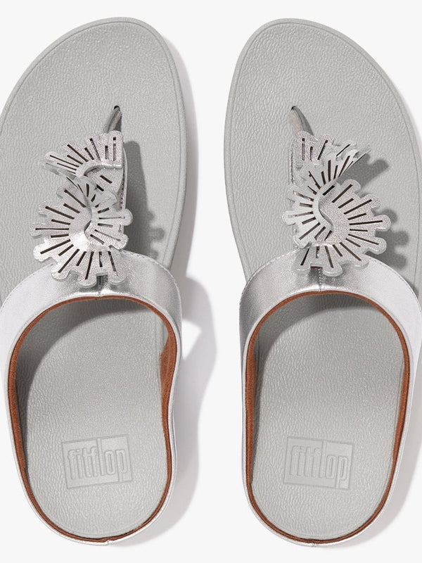 Fino Scallop Twist Silver Leather Toe Post Sandals