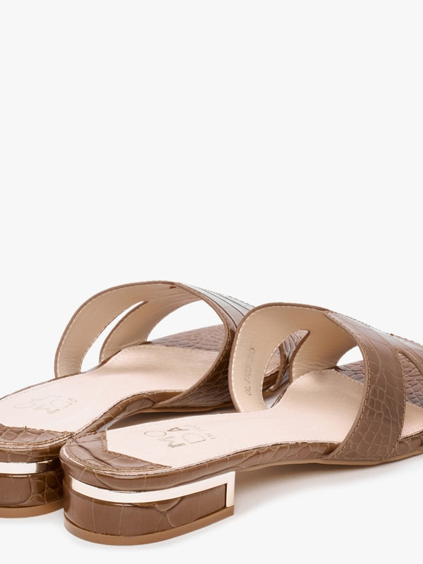 Olino Tan Moc Croc Flat Mules